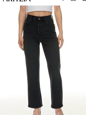 Aritzia Denim Forum Arlo High Rise Straight Jeans – Size 27